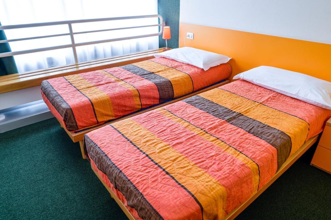 Res.Albare/Solaria Apt.Solandra Mezzana  Buitenkant foto