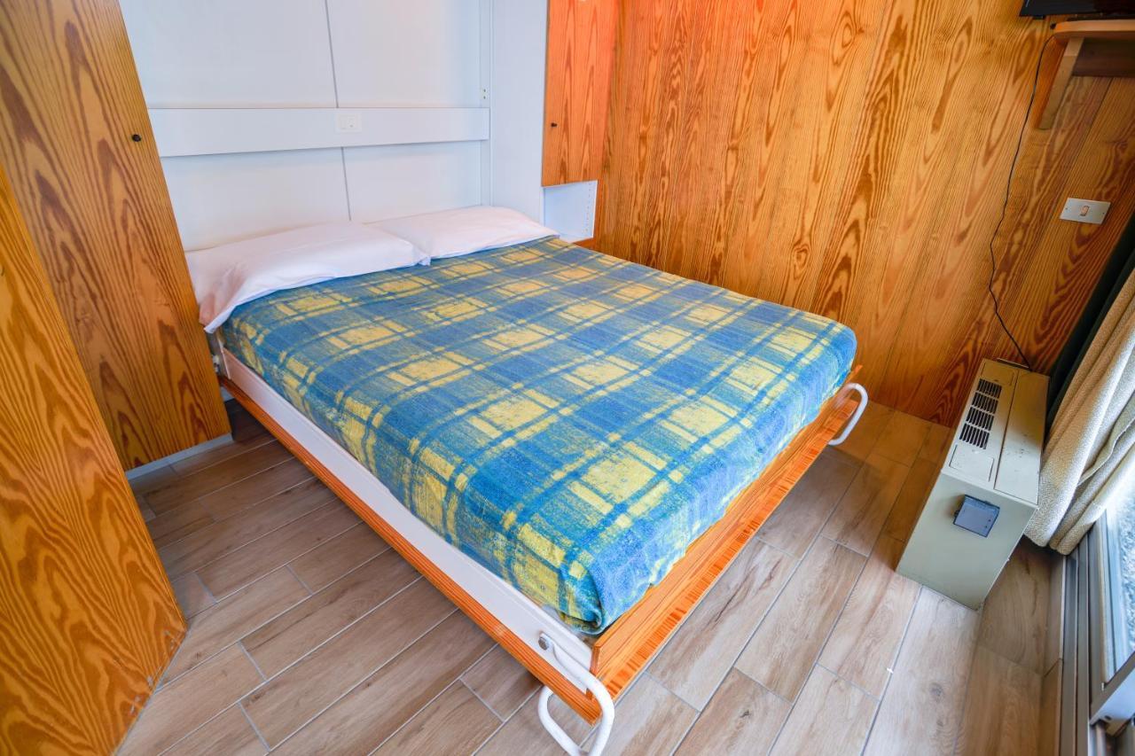 Res.Albare/Solaria Apt.Solandra Mezzana  Buitenkant foto