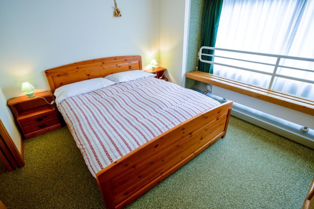 Res.Albare/Solaria Apt.Solandra Mezzana  Buitenkant foto